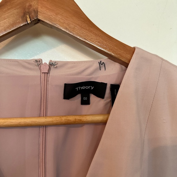 Theory V Neck Shift Dress light pink 00 - Picture 3 of 6